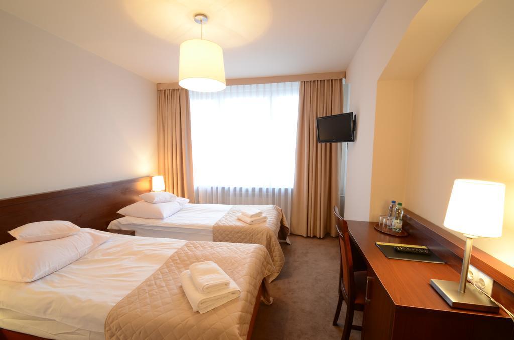 Hotel Pzmot ลูบลิน ห้อง รูปภาพ