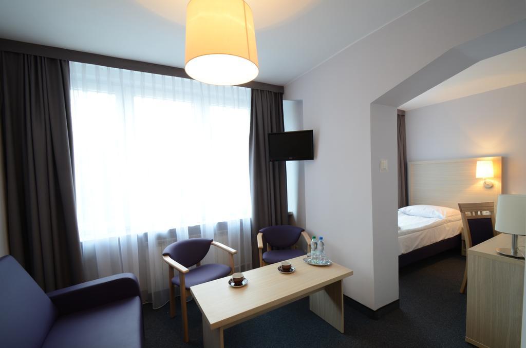 Hotel Pzmot ลูบลิน ห้อง รูปภาพ