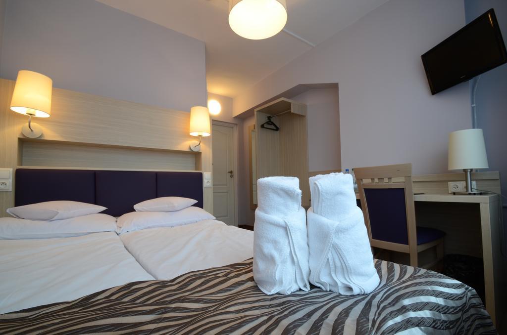 Hotel Pzmot ลูบลิน ภายนอก รูปภาพ