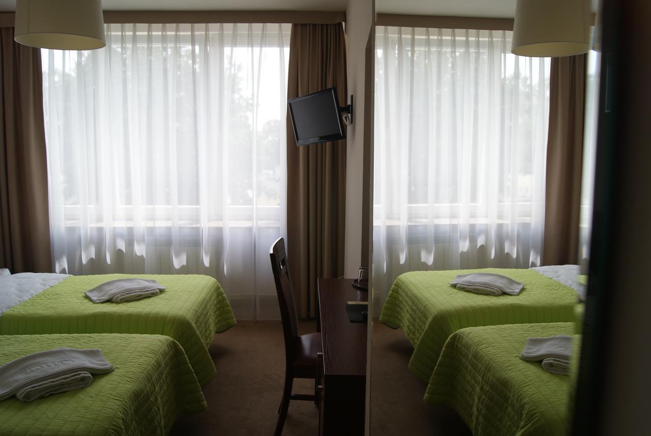 Hotel Pzmot ลูบลิน ภายนอก รูปภาพ